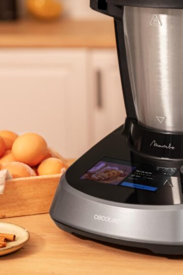Mambo Touch Cecotec, robot da cucina multifunzione con display touch e accessori per impastare, cuocere e frullare
