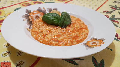 Ricetta Risotto Al Pomodoro Con Basilico 202503191016.png